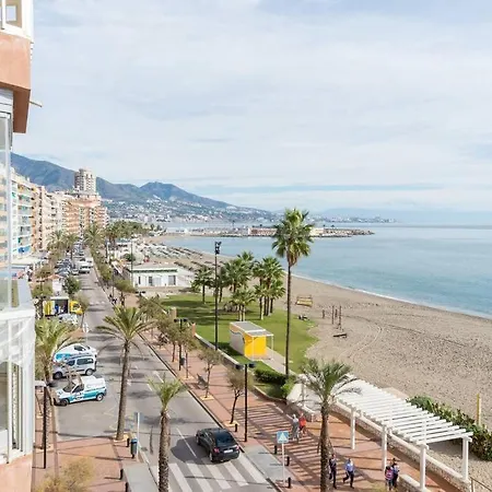 Tgh/ Frente Al Mar Фуэнхирола