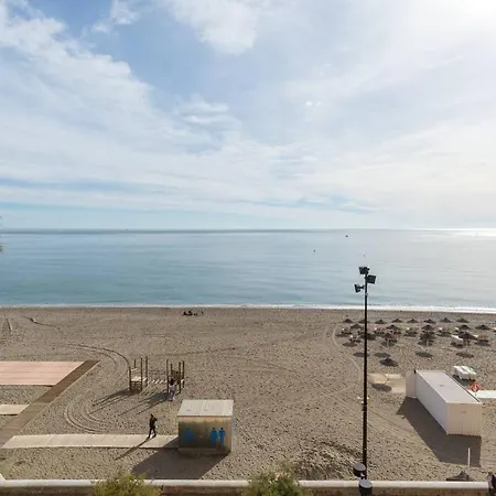 Tgh/ Frente Al Mar Фуэнхирола